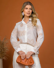 Load image into Gallery viewer, Rawiri - Linen Blouse
